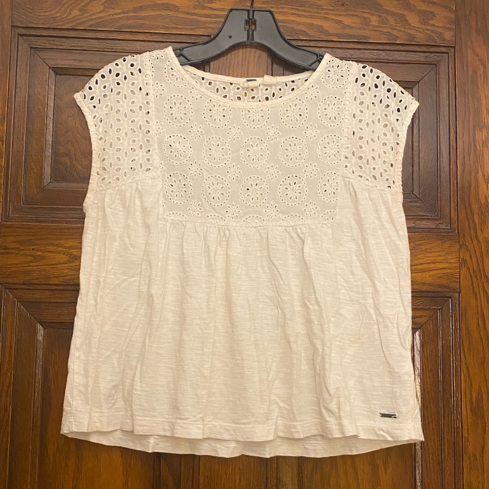 White roxy shirt